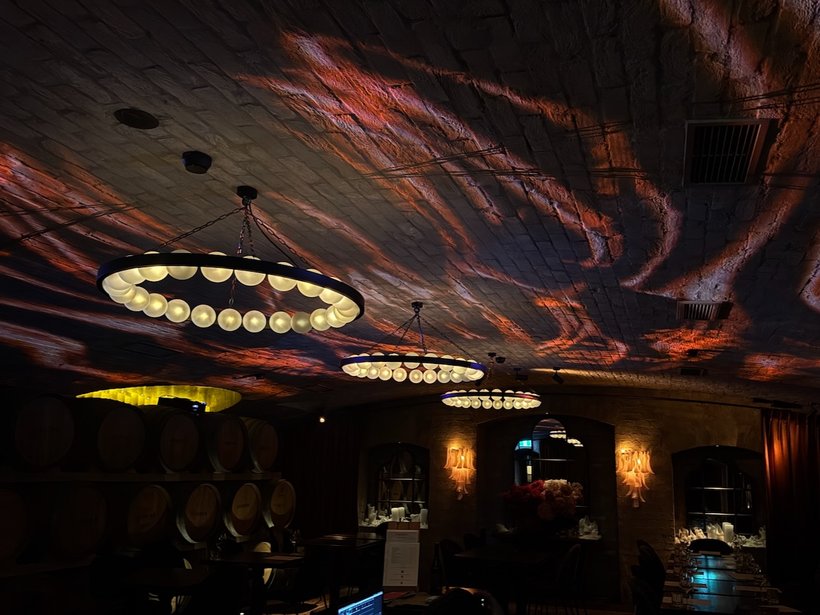 TomTom Productions AV Queenstown Ayrburn Barrel Room Projection mapping gala - 2