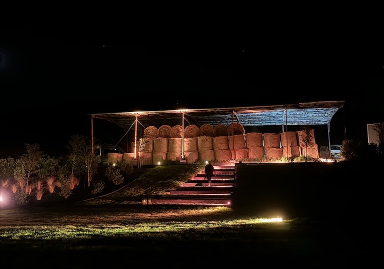 TomTom Queenstown AV Productions Royalburn projection - 3