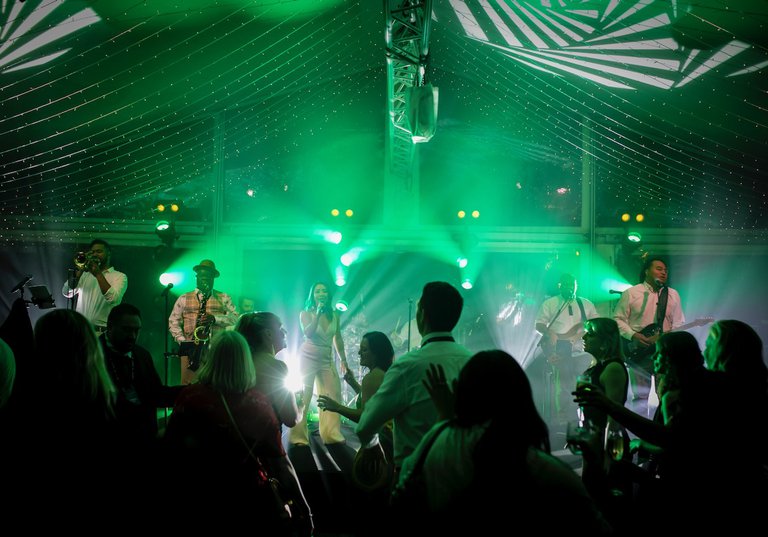 Queenstown Events Productions AV TomTom Winehouse