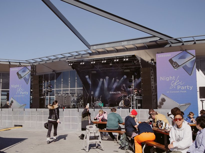 TomTom Queenstown AV Productions events. Coronet peak music LED screen - 1